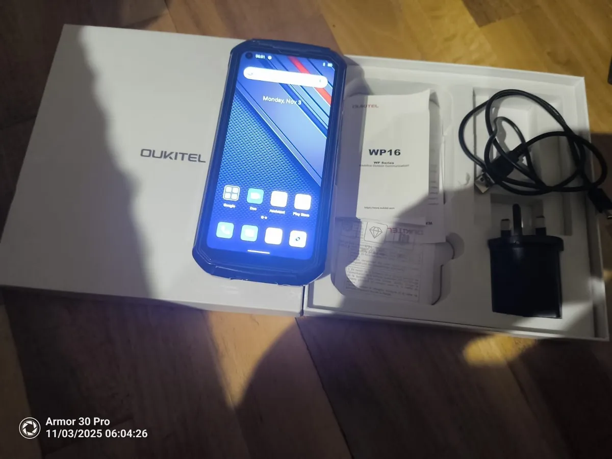 Mobile phone - Image 3