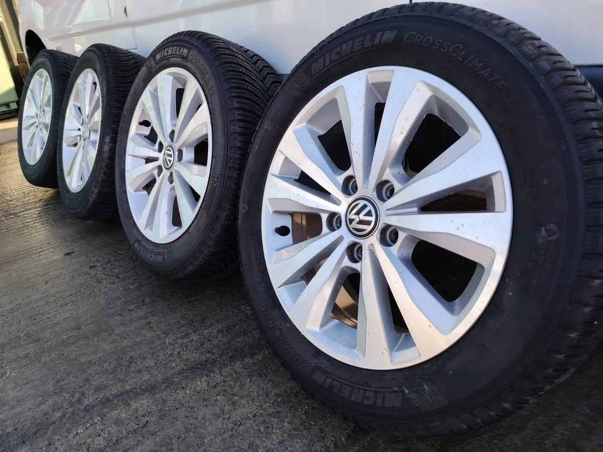 16" VW Golf alloys with Michelin tyres - Image 1