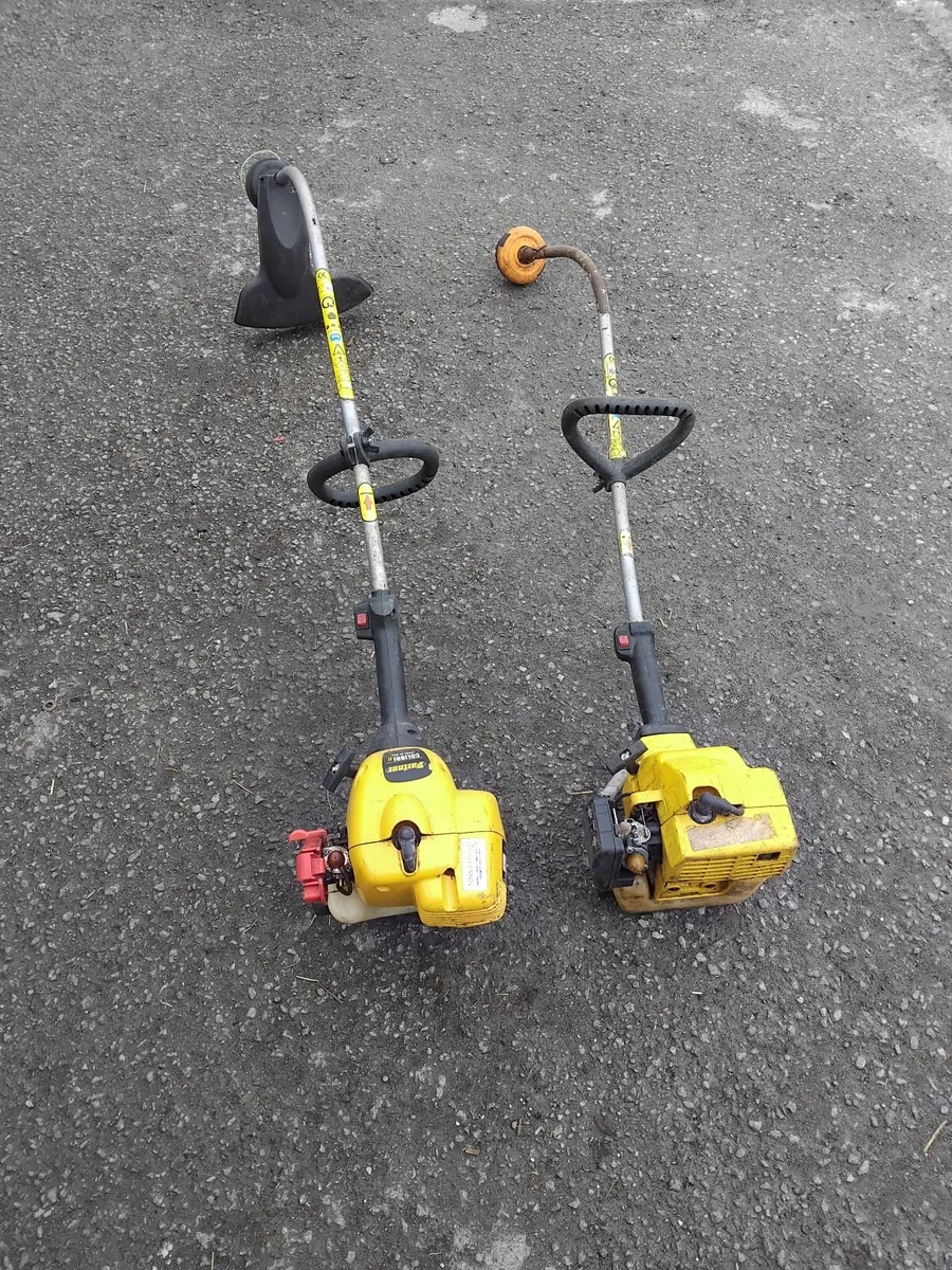 2 McCullough grass strummers maybe parts - Image 1