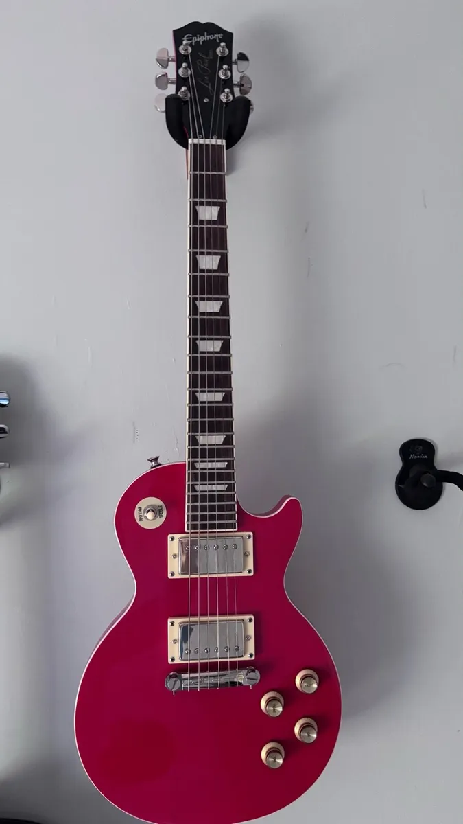 Electric guitar - Image 1