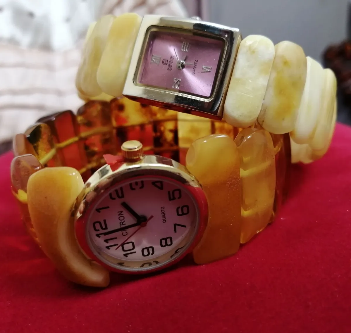 Amber watches - Image 1