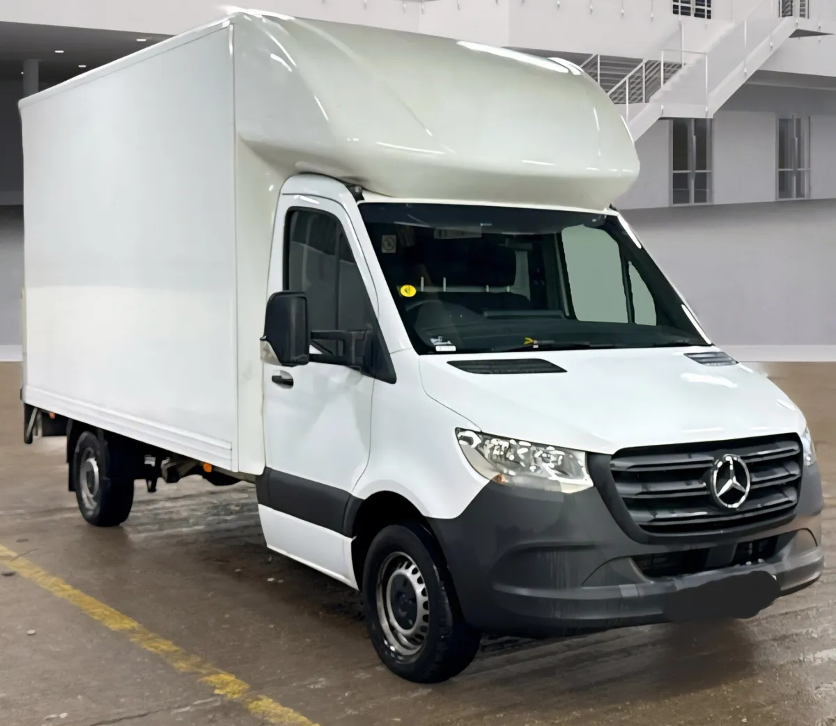 2023 MERCEDES SPRINTER LUTON - Image 1