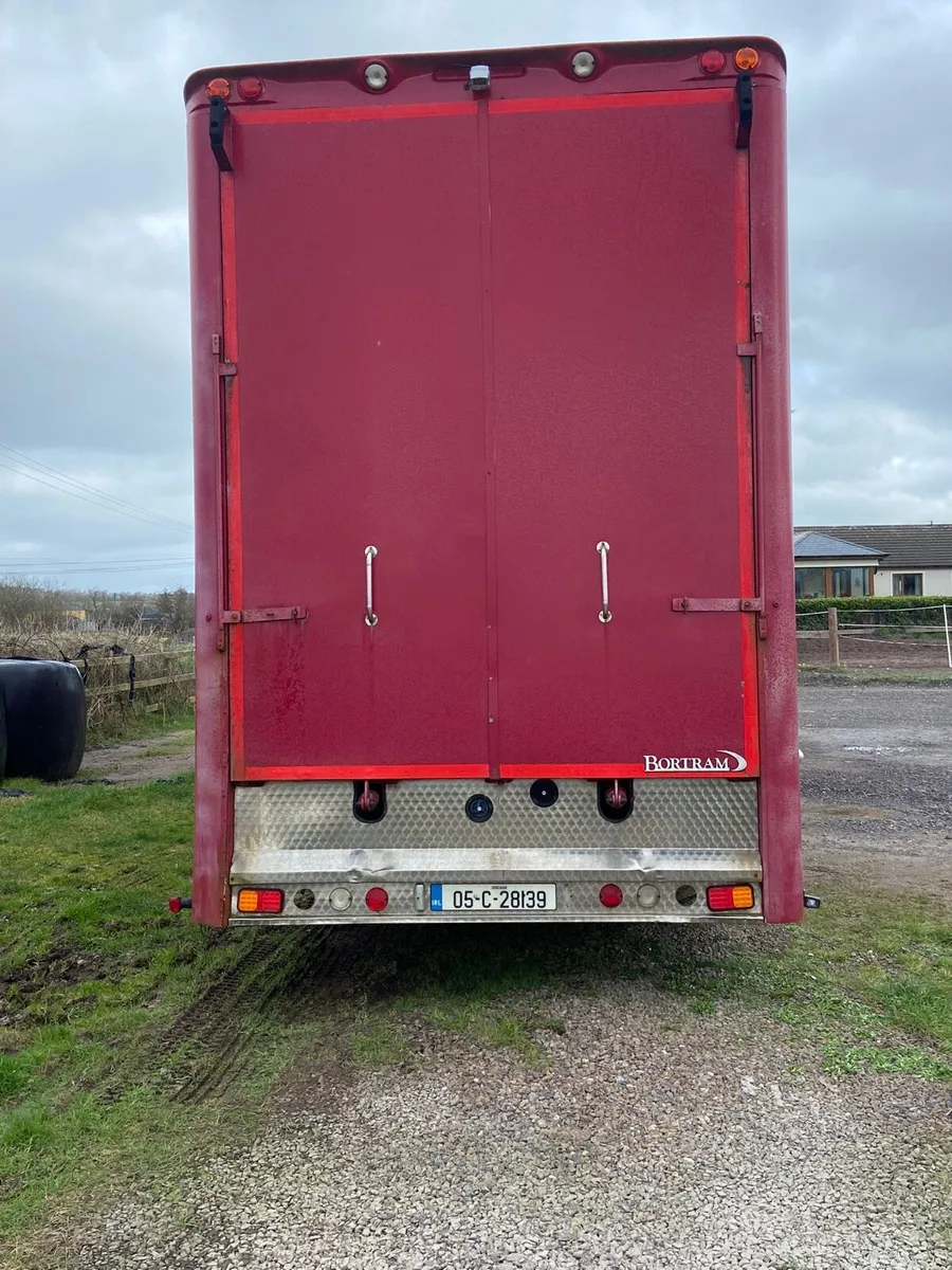 Horse lorry - Image 2