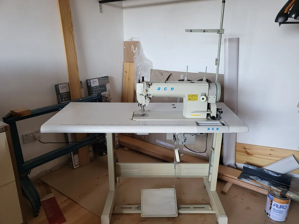 Industrial Sewing Machine - Image 1