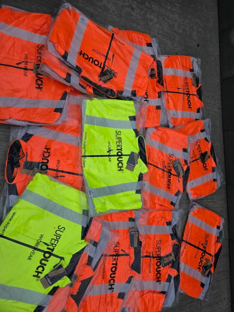 Men's Supertouch Hi Vis Softshell Jacket - Image 4