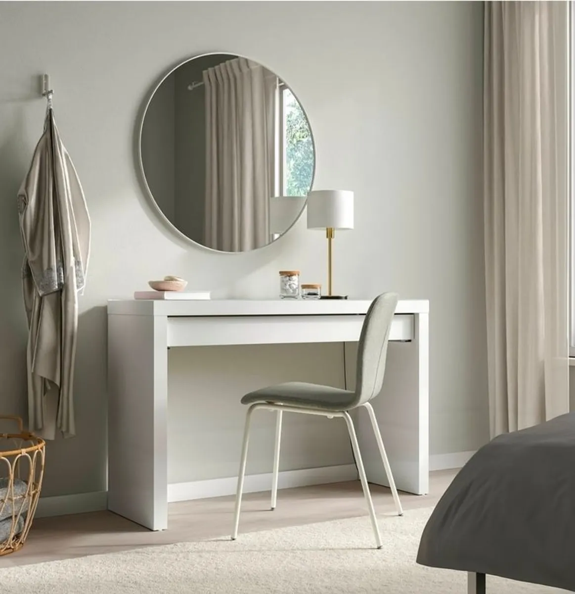 Malm Dressing Table - Image 3
