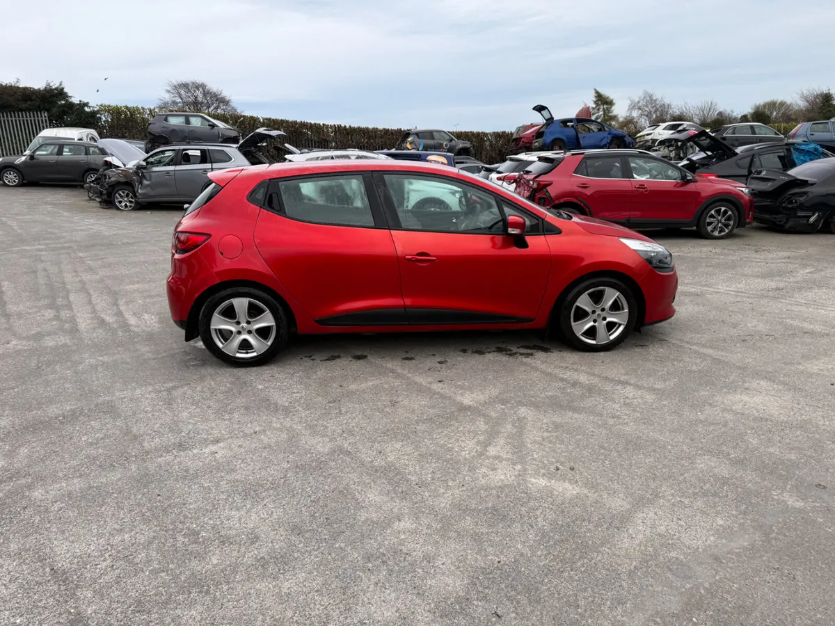 2013 Renault Clio 1.2 ptl - Image 4