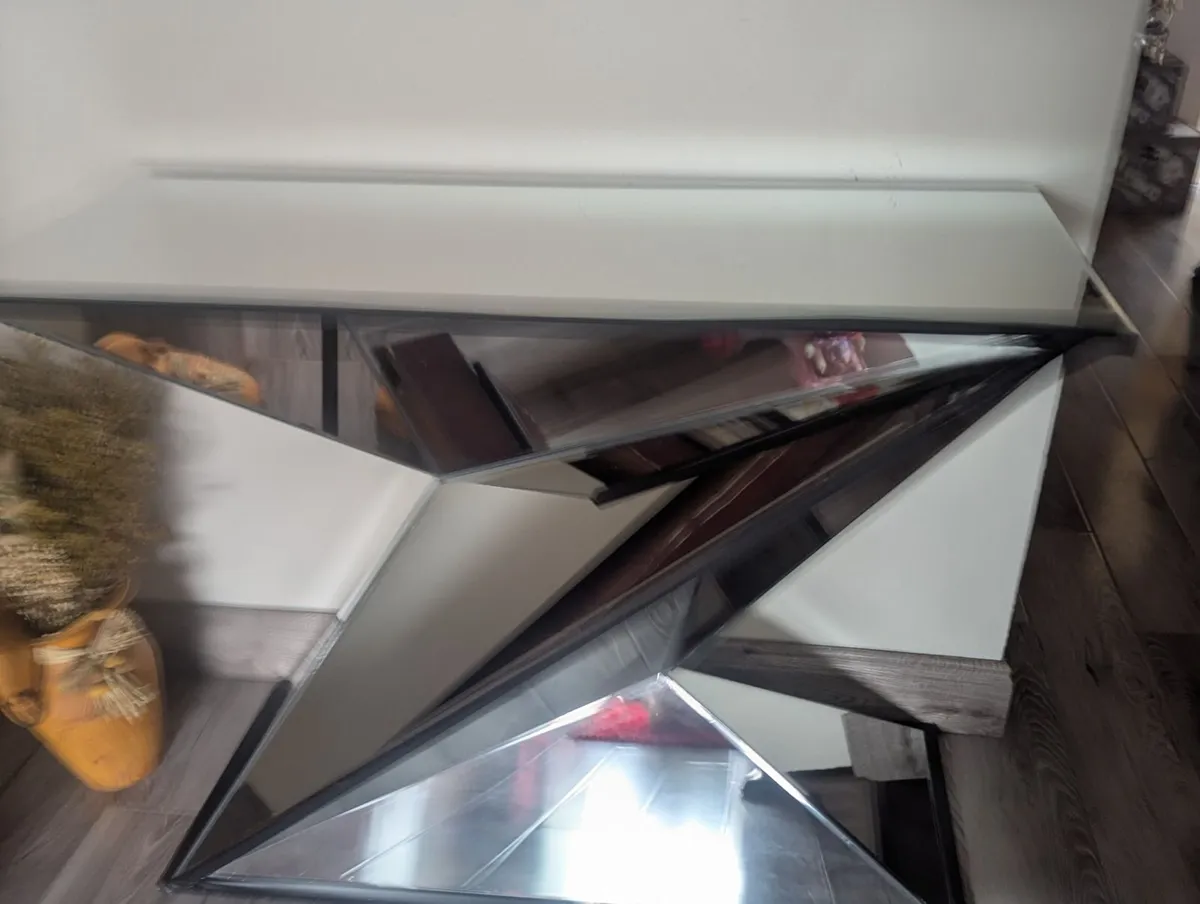 Glass table - Image 4