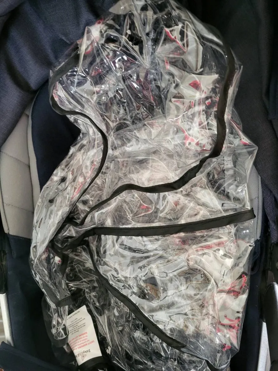 Free Full Elegance Travel System - Image 1