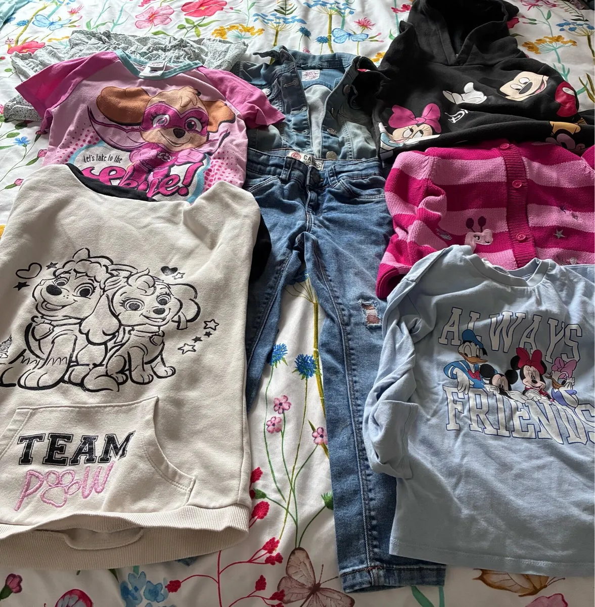 Girl clothes bundles 4/5 years - Image 1