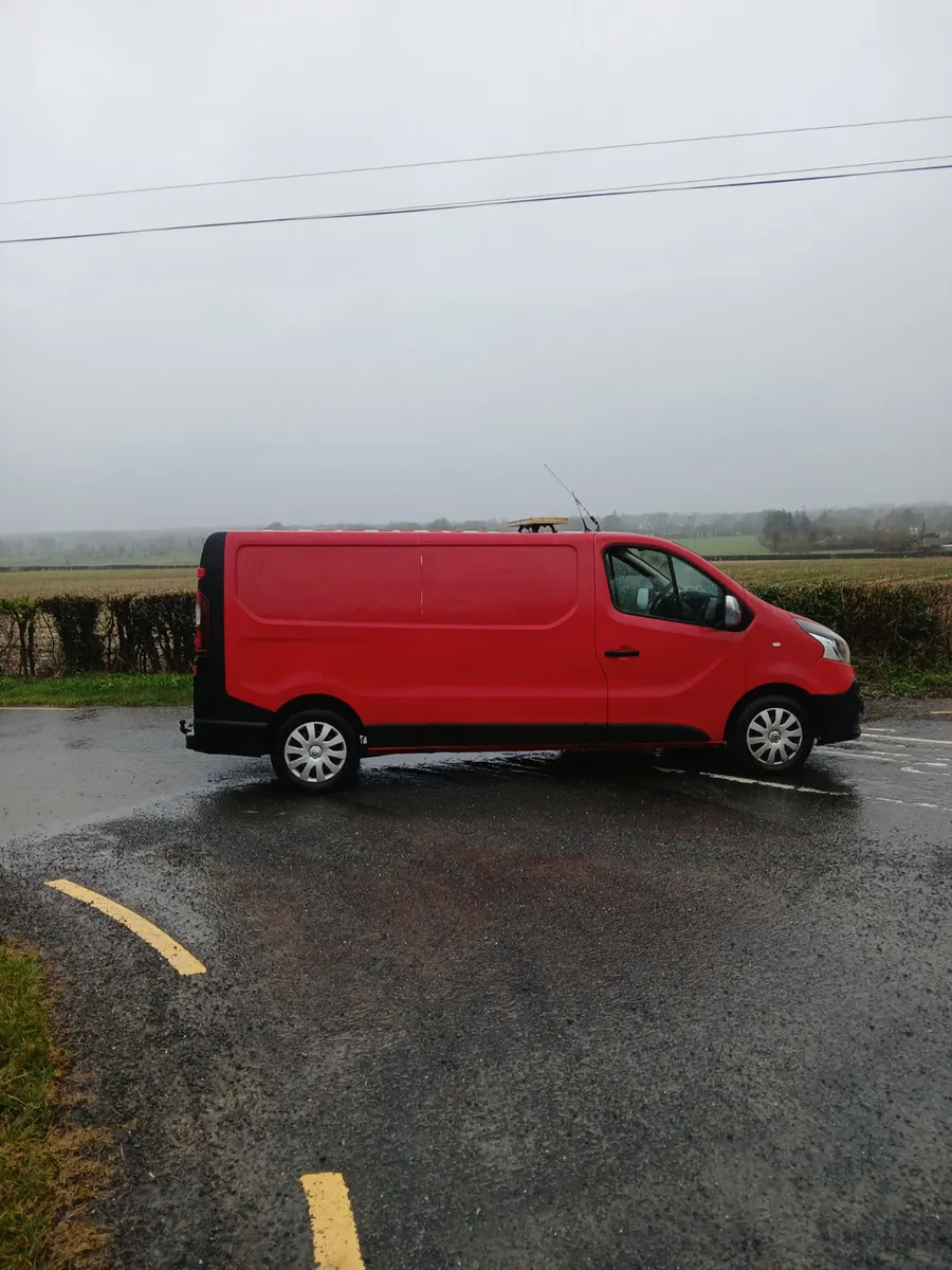 152 Renault Trafic Van 1.6 LWB Taxed & Tested - Image 4