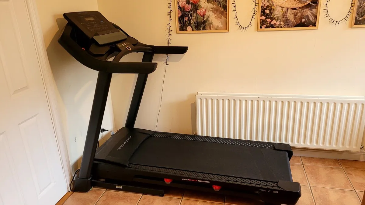 Treadmill - Image 1