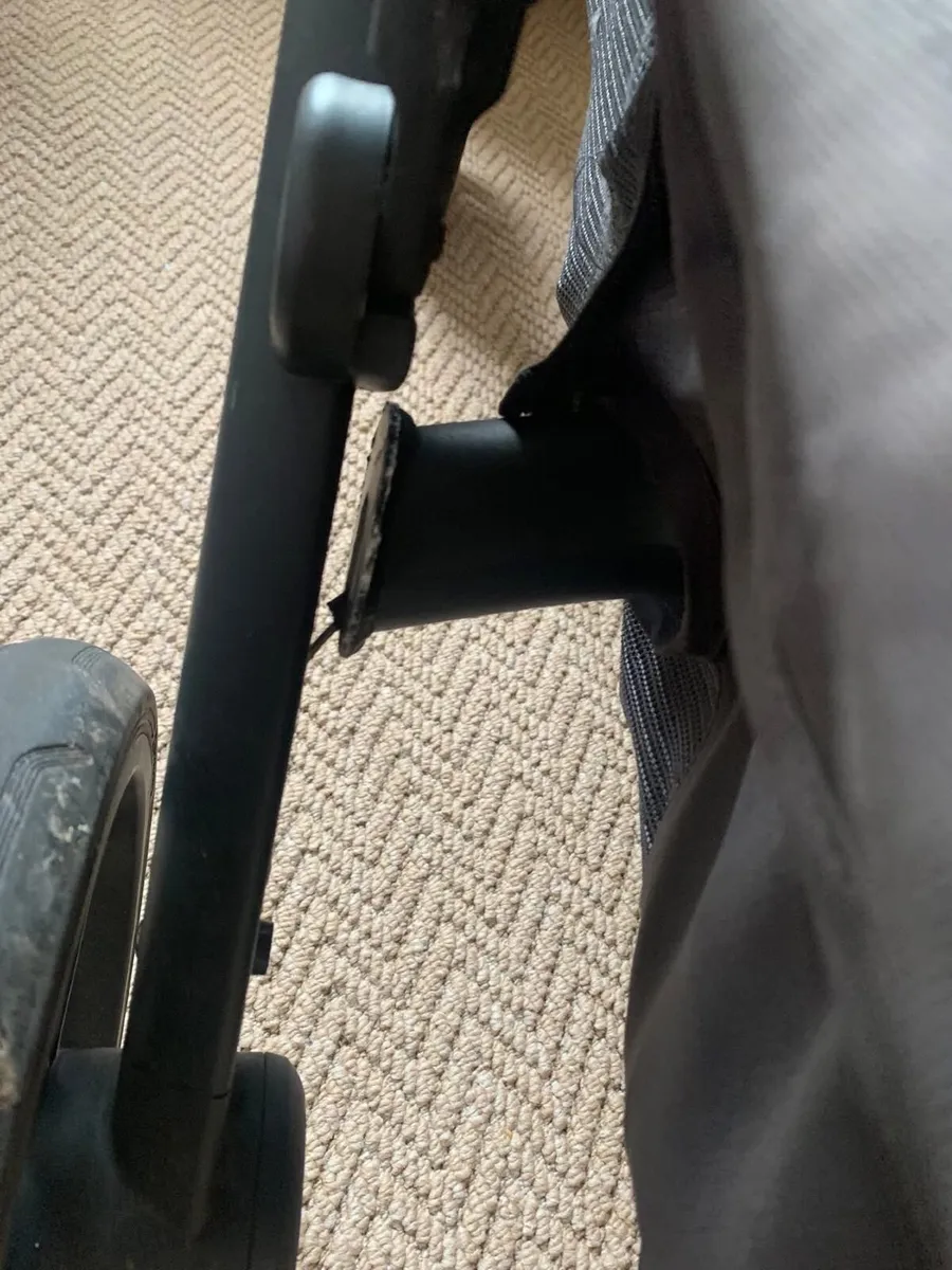 Uppababy Vista 2015 Model free of charge - Image 1