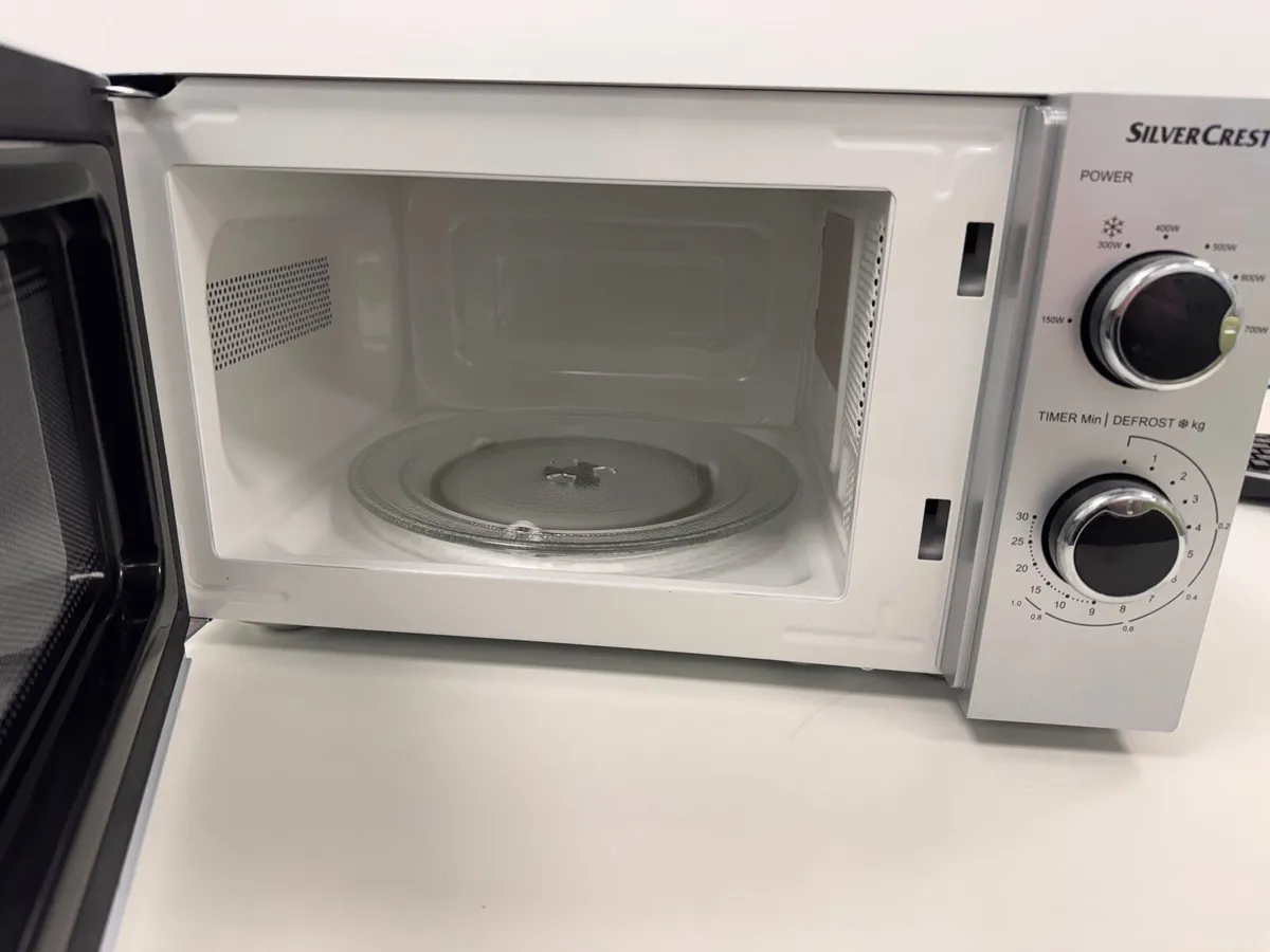 Microwave - Image 2