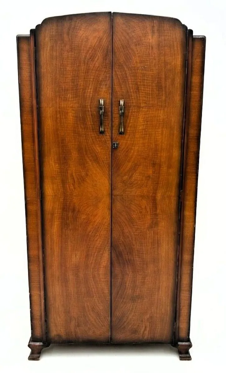 Gentlemans Wardrobe - Image 1