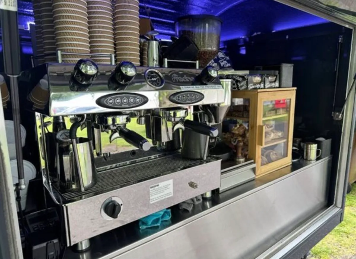 Tuktuk coffee van - turnkey business - Image 2