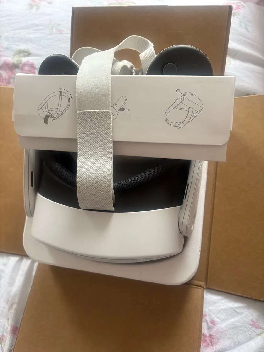 Meta quest  3s vr - Image 2