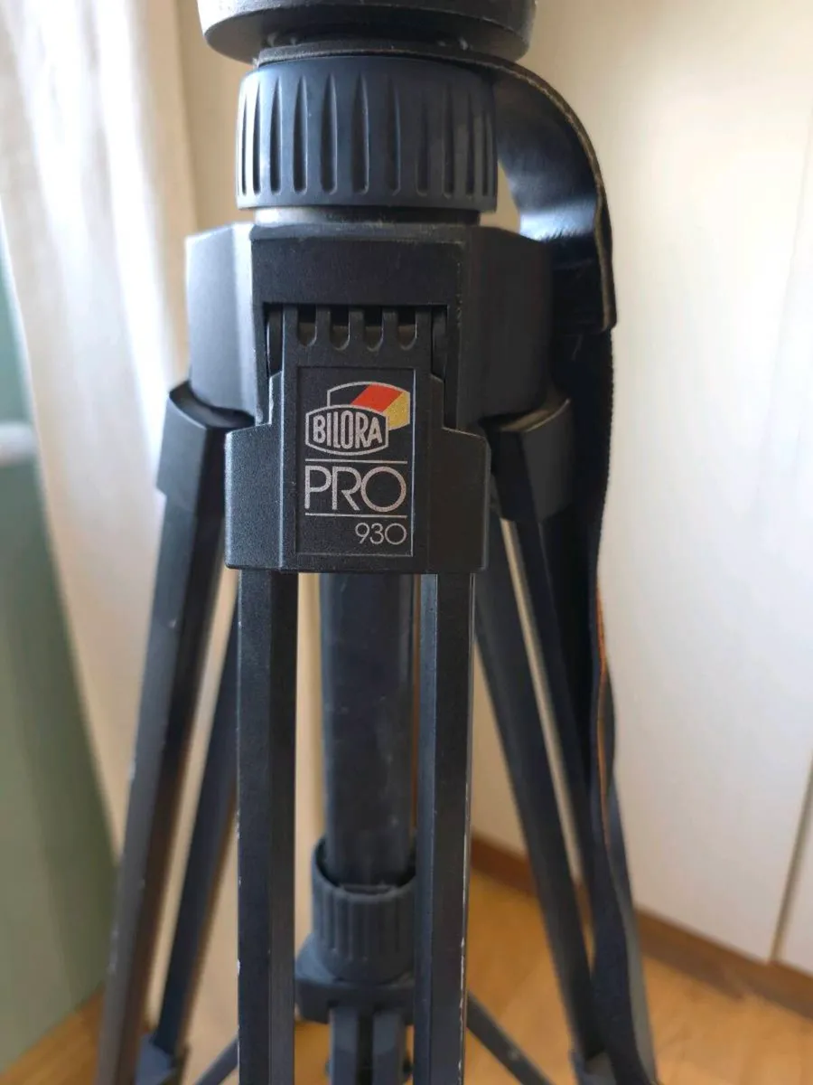 Bilora Pro 930 Tripod - Image 1
