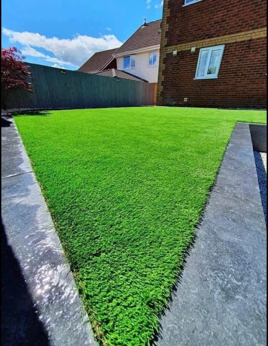 New 40mm Premium Artificial Grass Free Delivery - Image 3