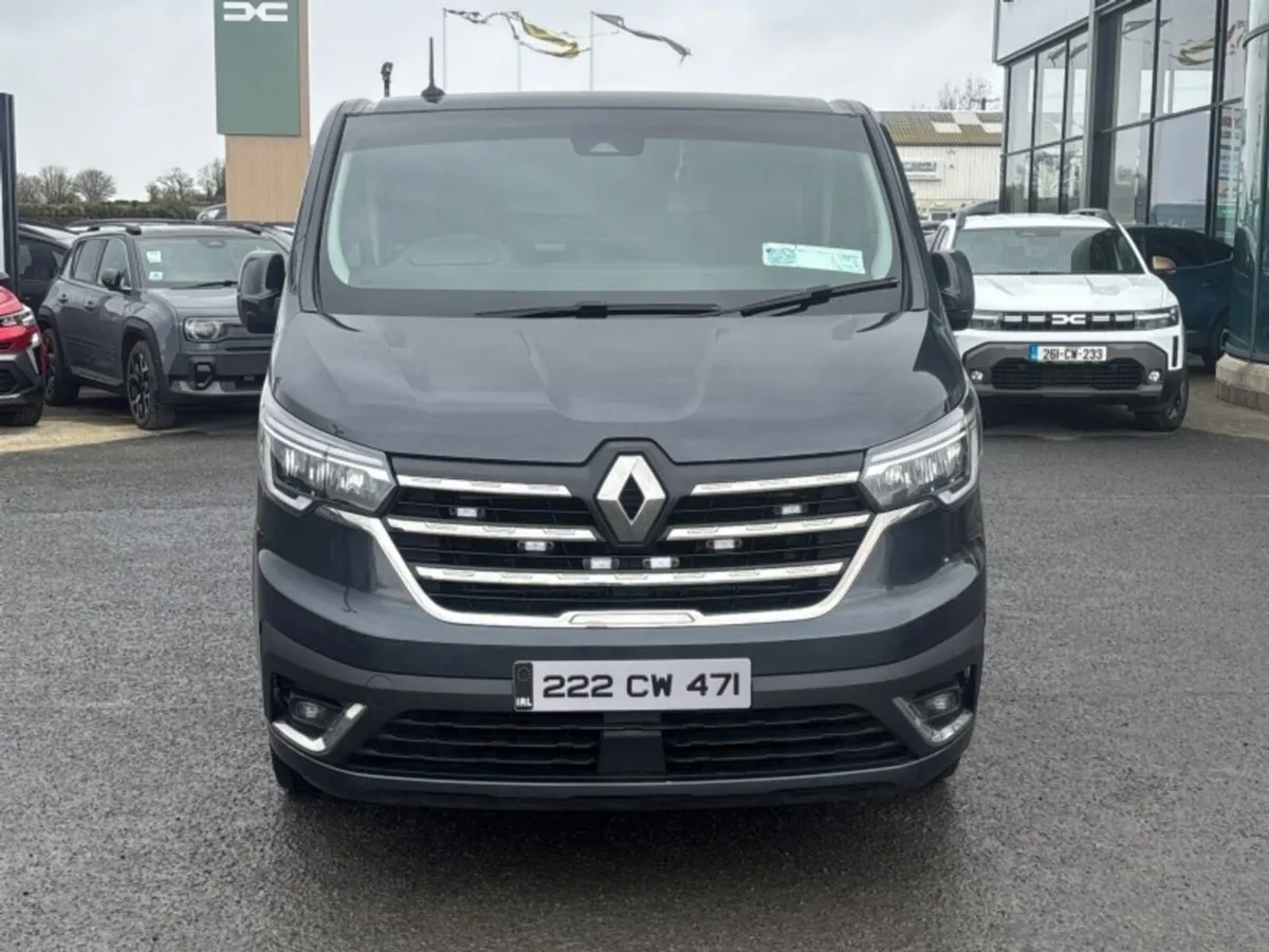 Renault Trafic 170EXTRA SPORT AUTOMATIC - Image 2