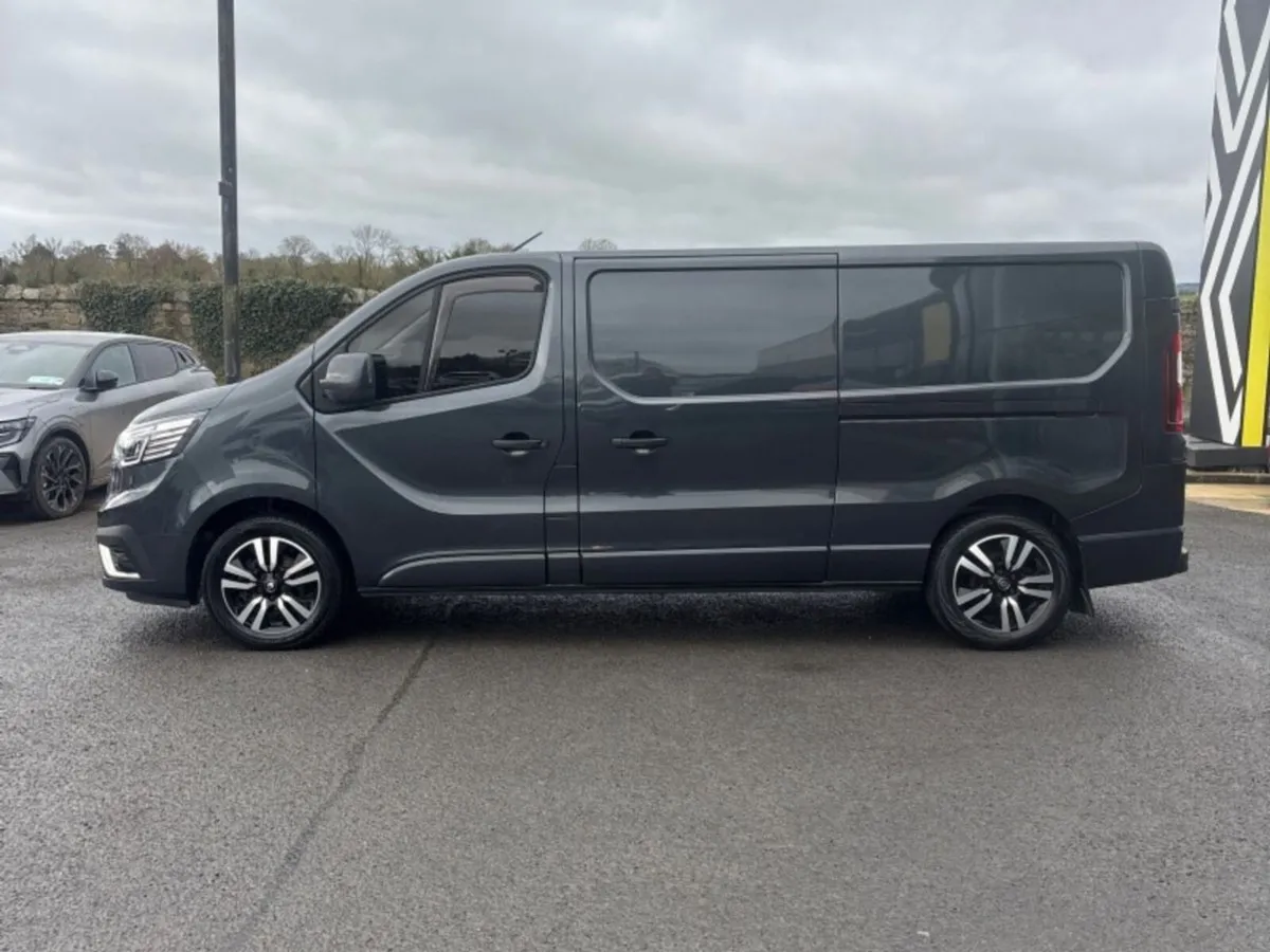 Renault Trafic 170EXTRA SPORT AUTOMATIC - Image 4