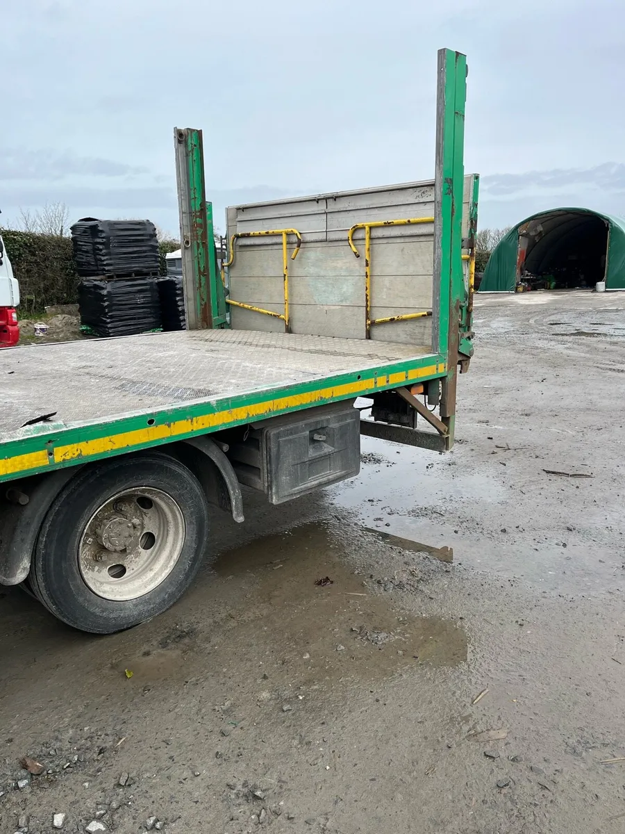 Isuzu Truck N2R 75D - Image 4