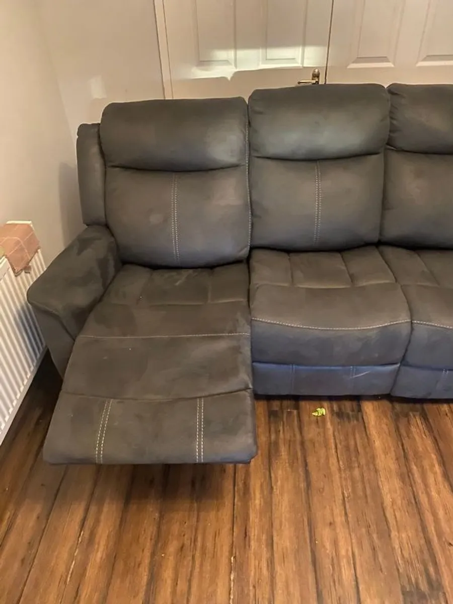 Recliner Sofas - Image 3