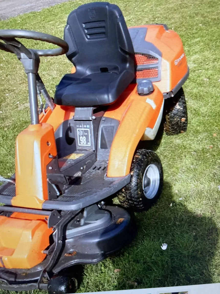 HUSQAVARNA R214TC RIDE ON LAWNMOWER - Image 1