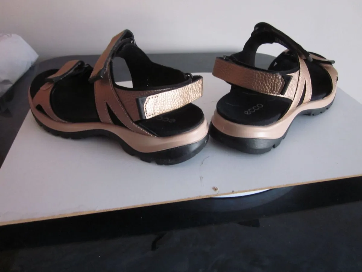 Ecco Women's Offroad Tuscany Leather Sandals - Image 3