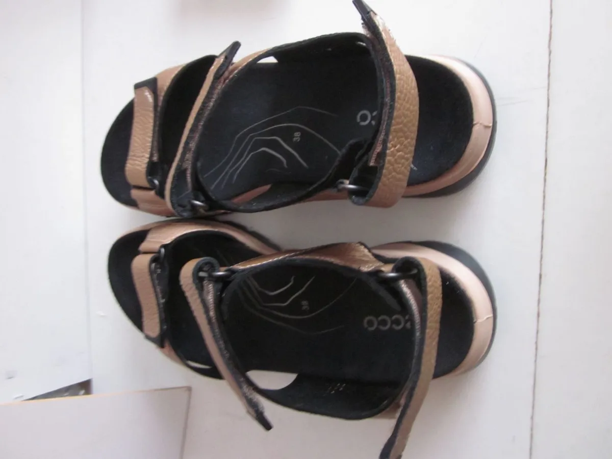 Ecco Women's Offroad Tuscany Leather Sandals - Image 1