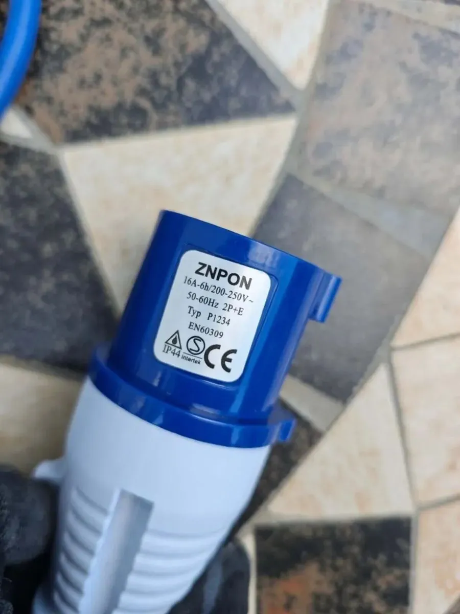 10+Metres Camping Electric Hook Up Cable - Image 4