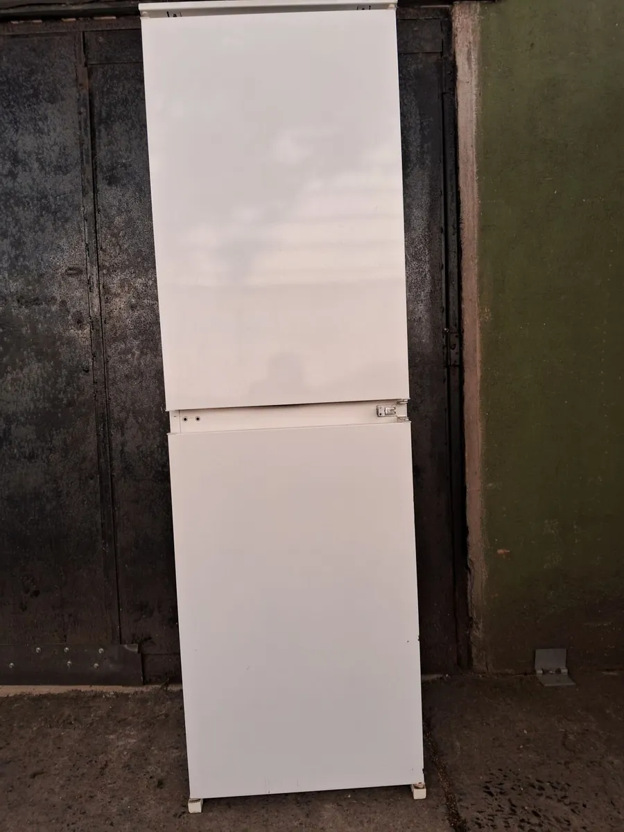 0874085106 FRIDGE AND FREEZER - Image 3