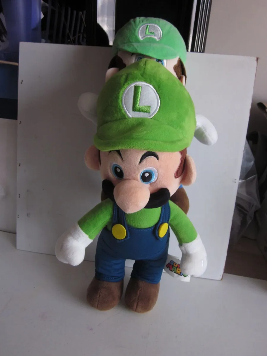 Set/two Super  Mario Luisi Plush Toy Figures - Image 1