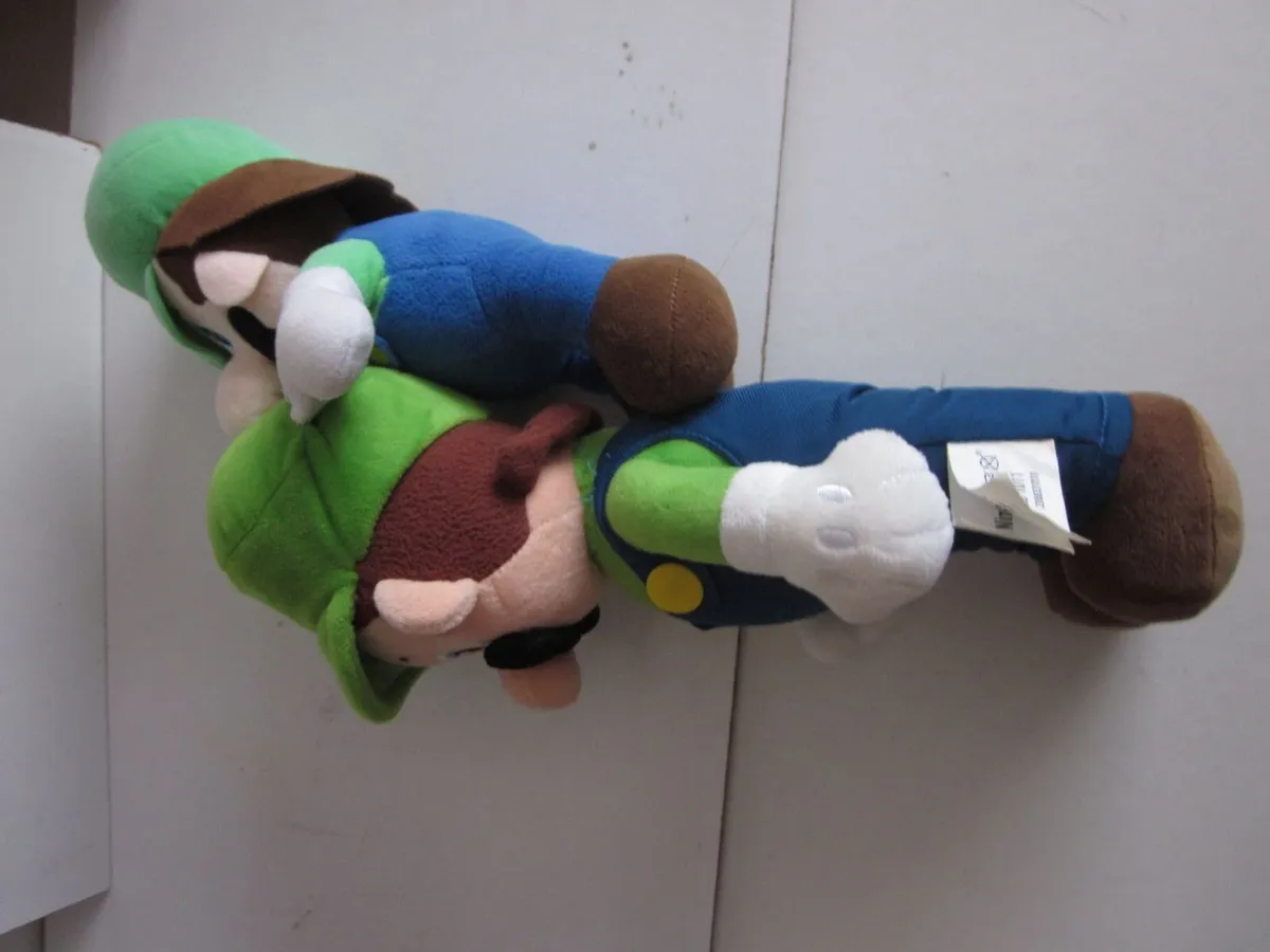 Set/two Super  Mario Luisi Plush Toy Figures - Image 2