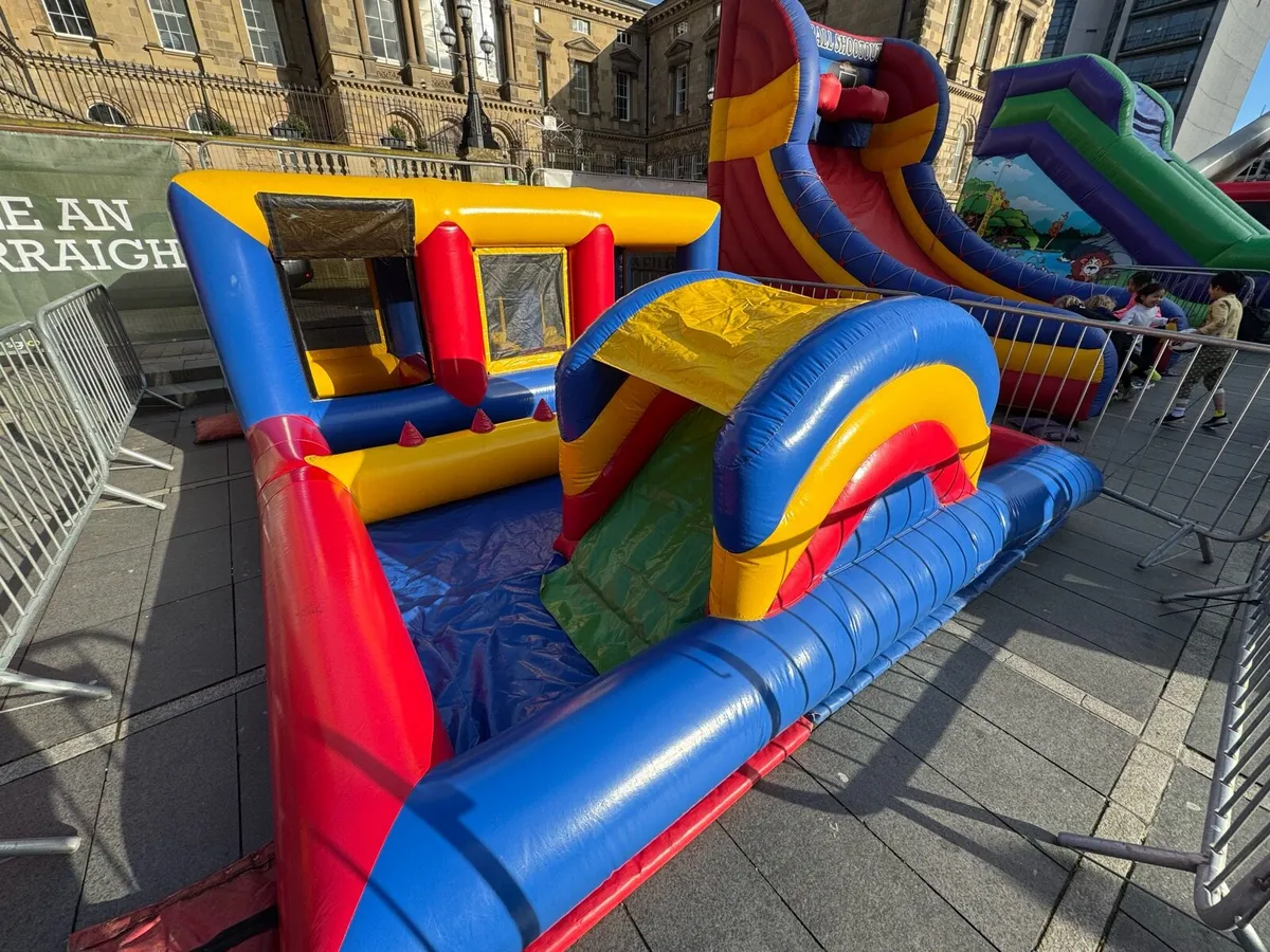 Bouncy castle - Playzone - Airquee - Image 1