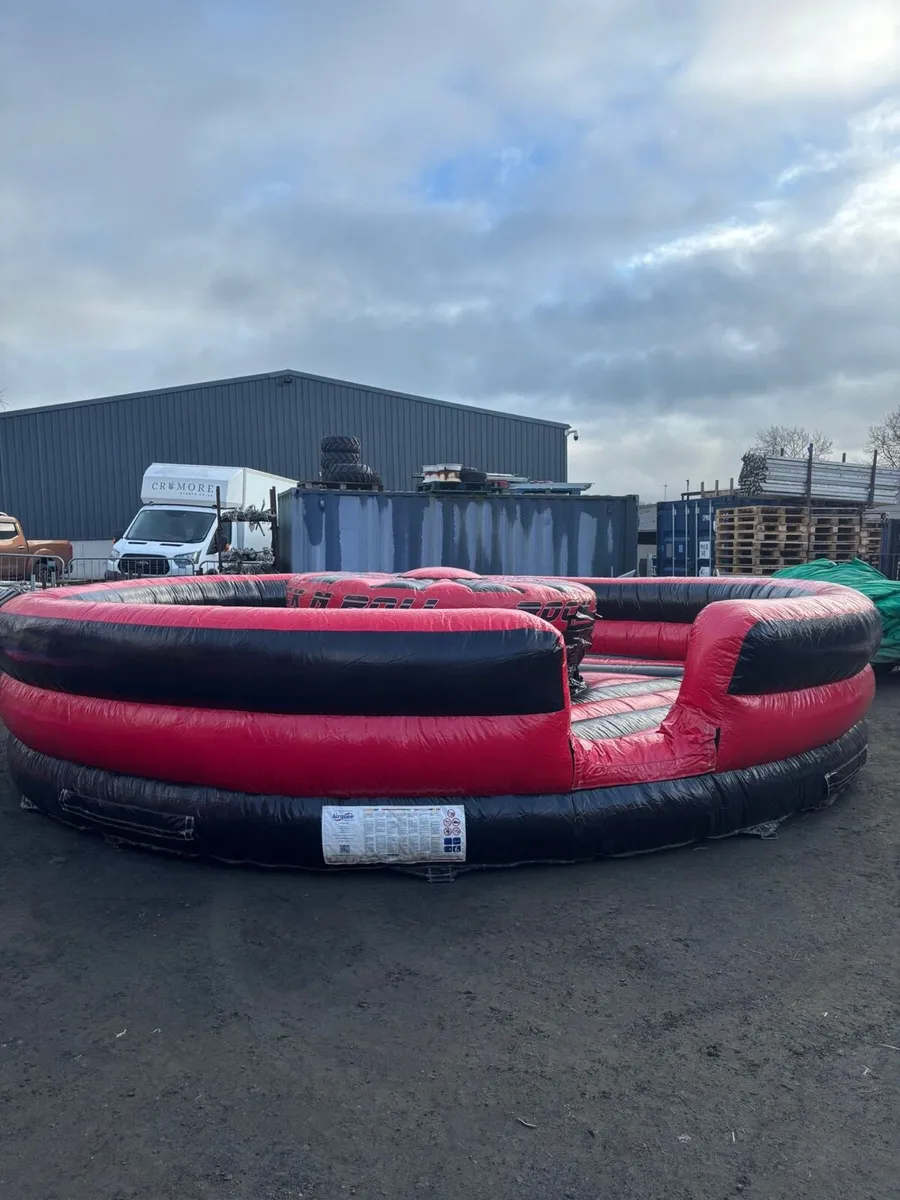 Bouncy castle - rock n roll - Airquee - Image 3