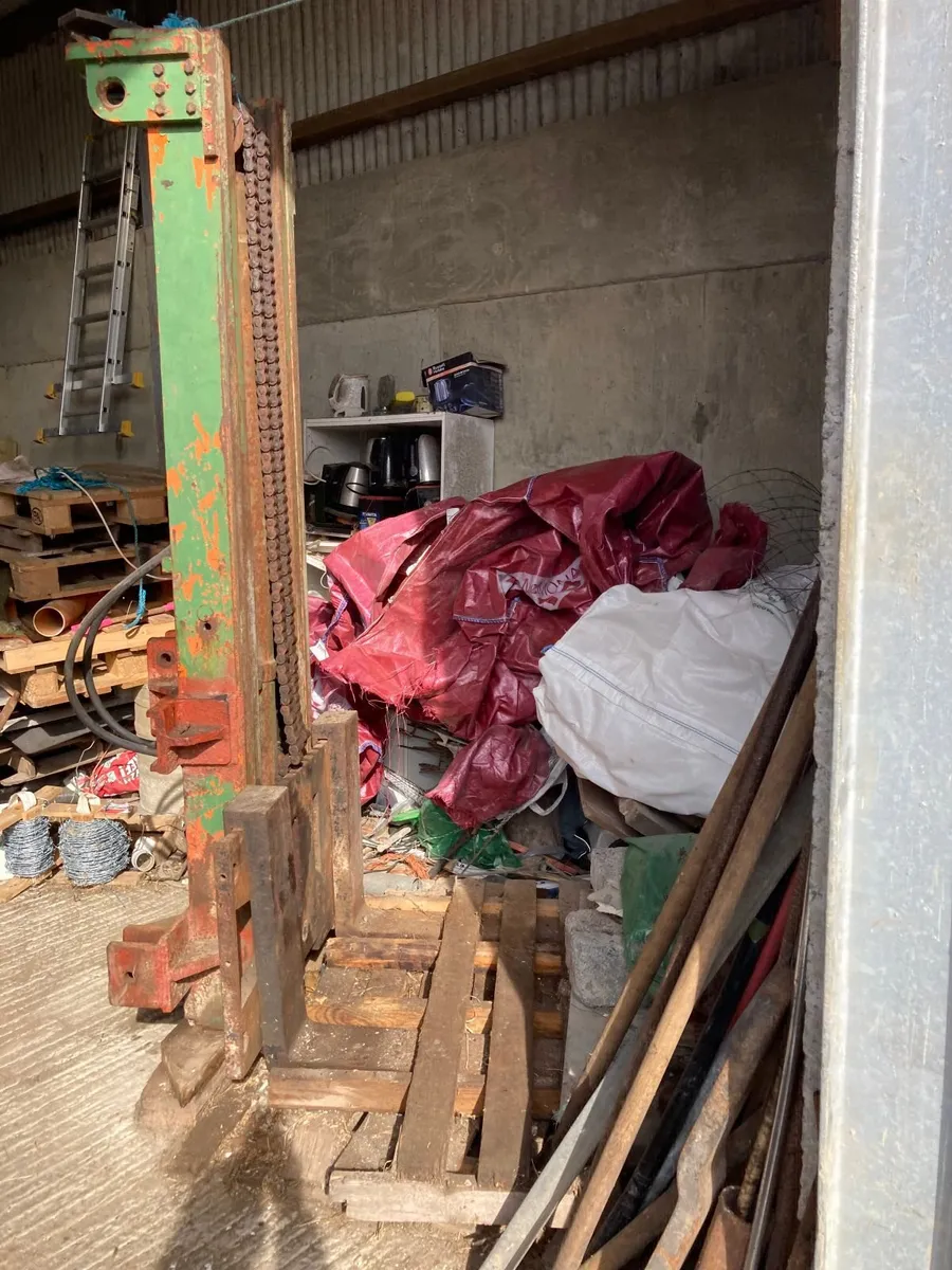 Tractor forklift - Image 2