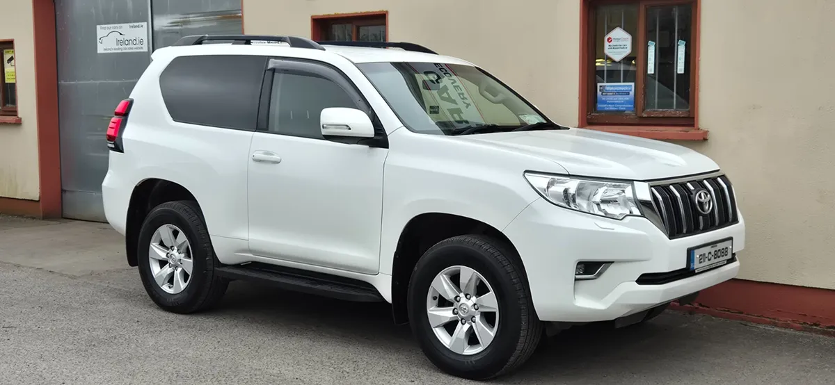 Toyota Land Cruiser 2021 Swb Manual Price Plus Vat - Image 3