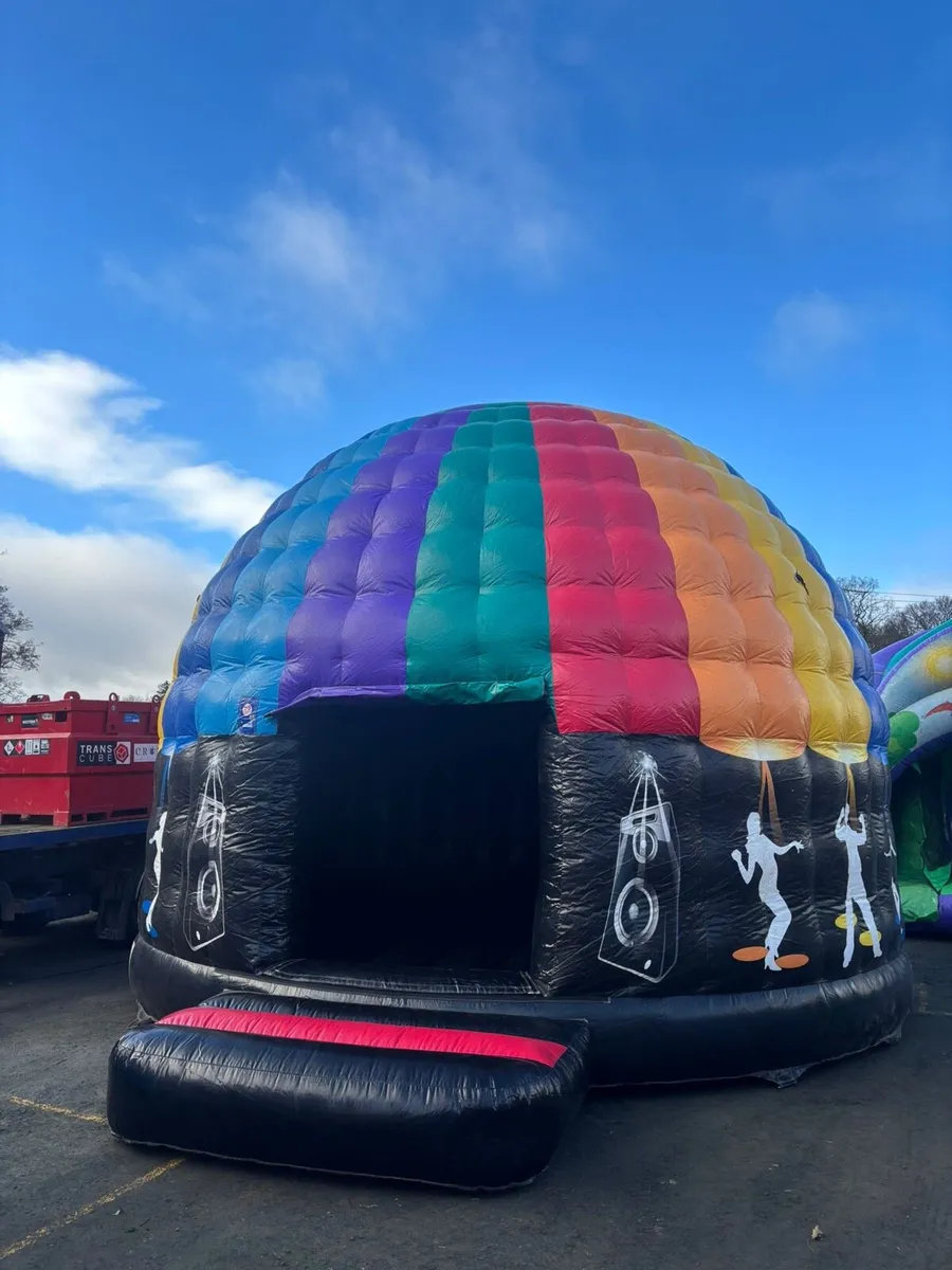 Bouncy castle - Disco Dome Large - Image 3