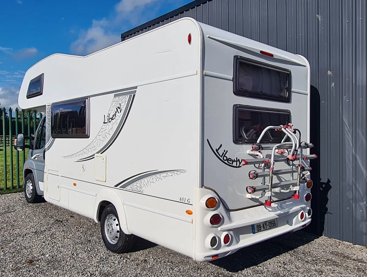 LMC 6 Birth Motorhome - Image 4
