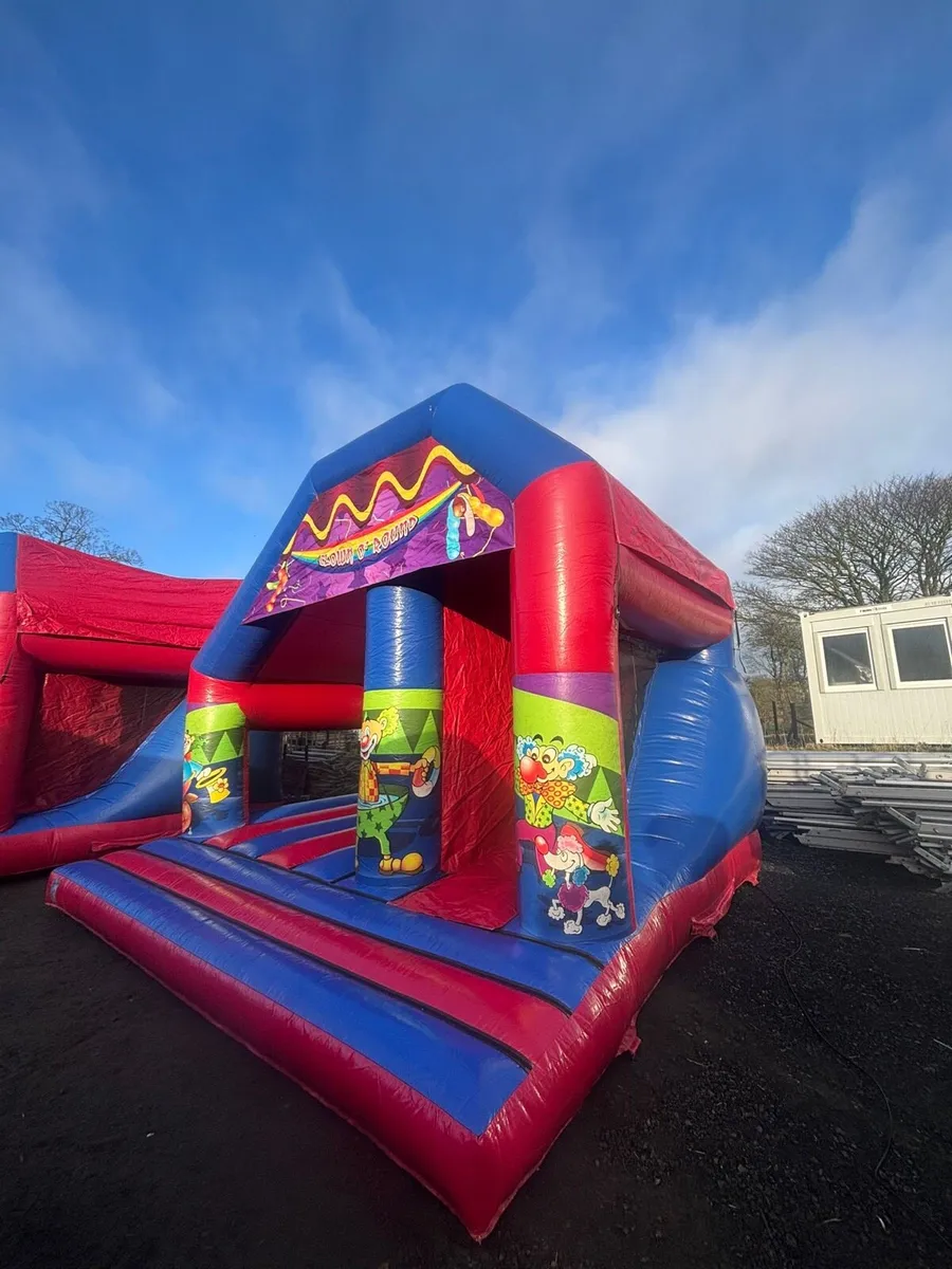 Bouncy castle - play n slide - Airquee - Image 4