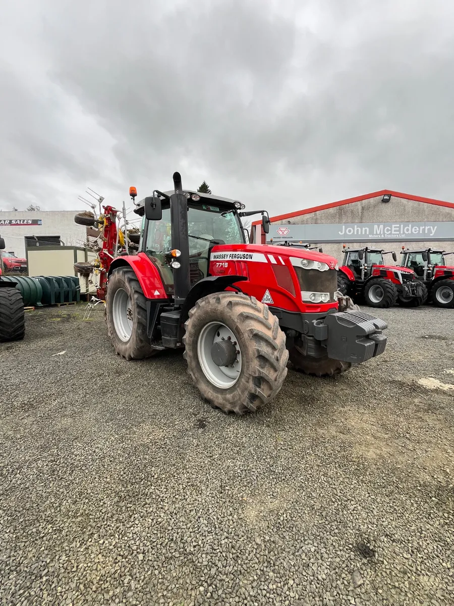 Massey Ferguson 7718 - Image 1