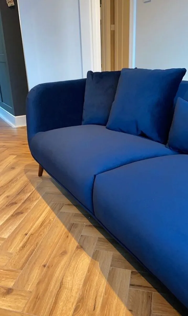 Navy L shape corner couch EZ living - Image 2