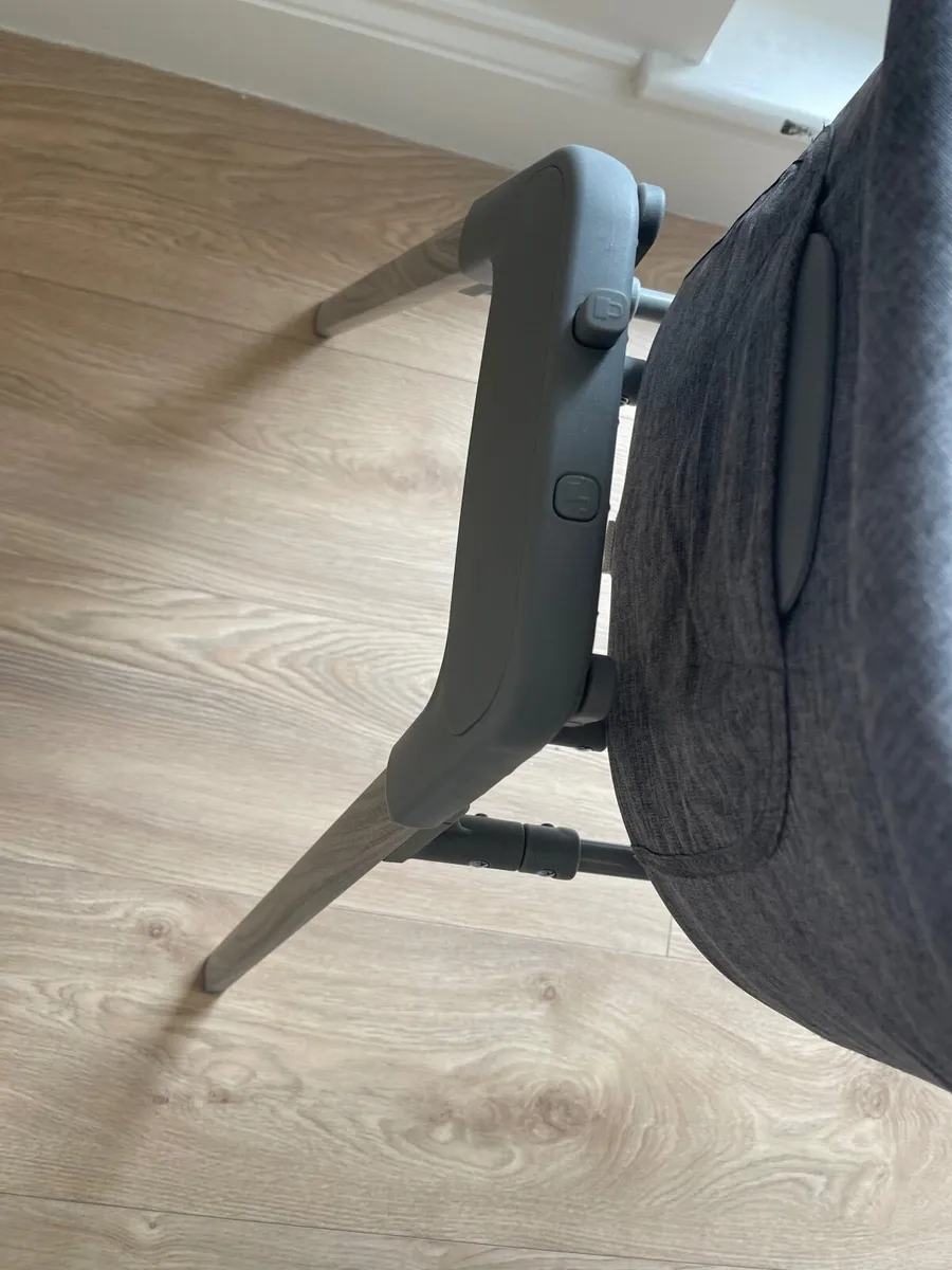 Baby crib Ickle bubba - Image 2