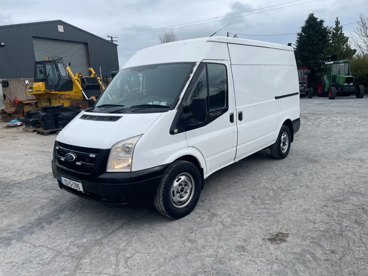 Ford Transit T330 Van - Image 2
