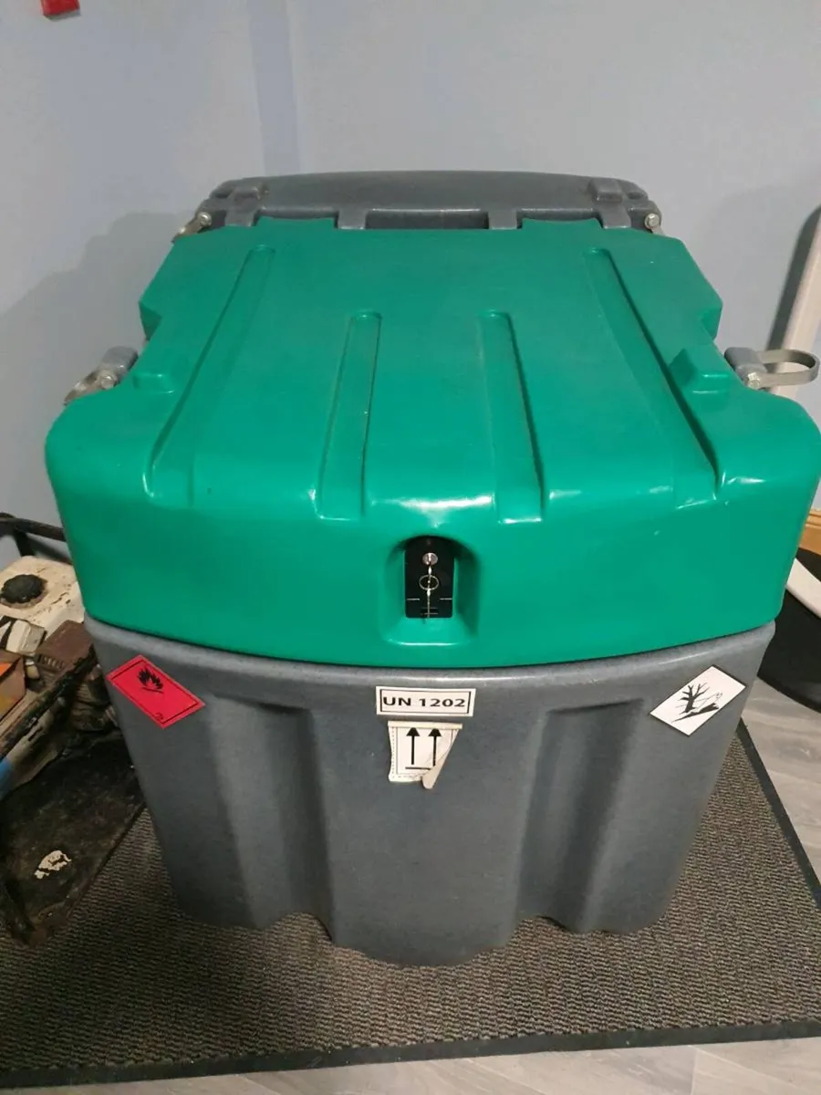 Jfc 600ltr bowser - Image 1