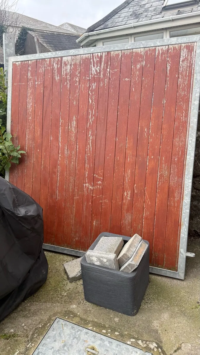 Galvanised Gates with teak infill - Image 2
