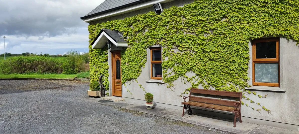 Self Contained  Apartment - Short Term - Image 1