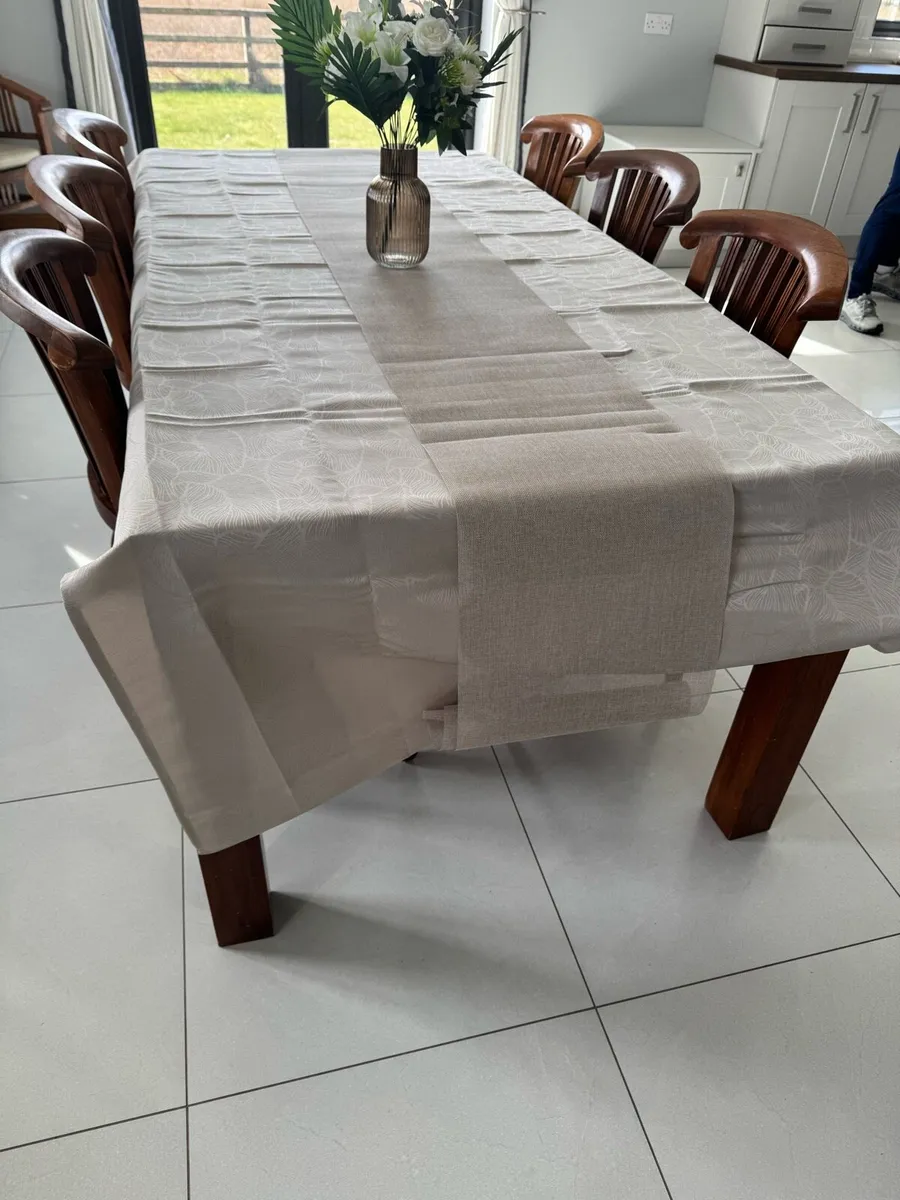 Kitchen chairs - Image 2