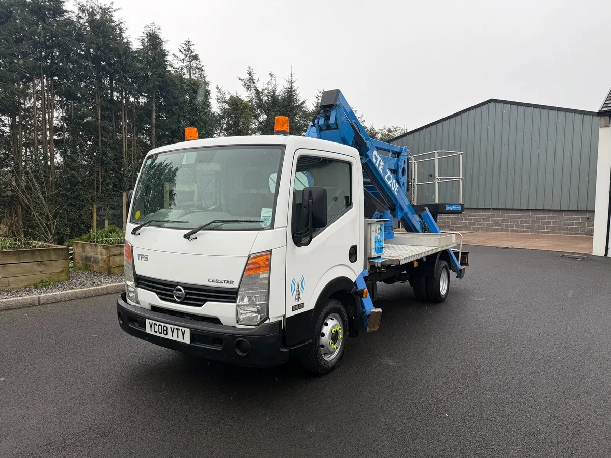 Nissan cabstar 20m cherry picker only 19k miles - Image 2